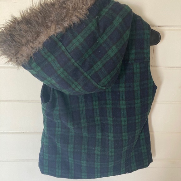 Vest - Picture 2 of 2